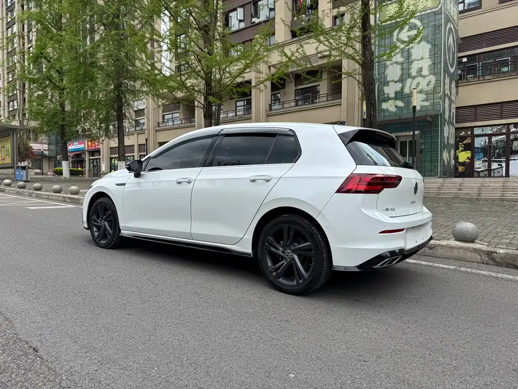 Volkswagen Volkswagen Golf 2023 280TSI DSG R-Line Lite 2022 - thumbnail 5