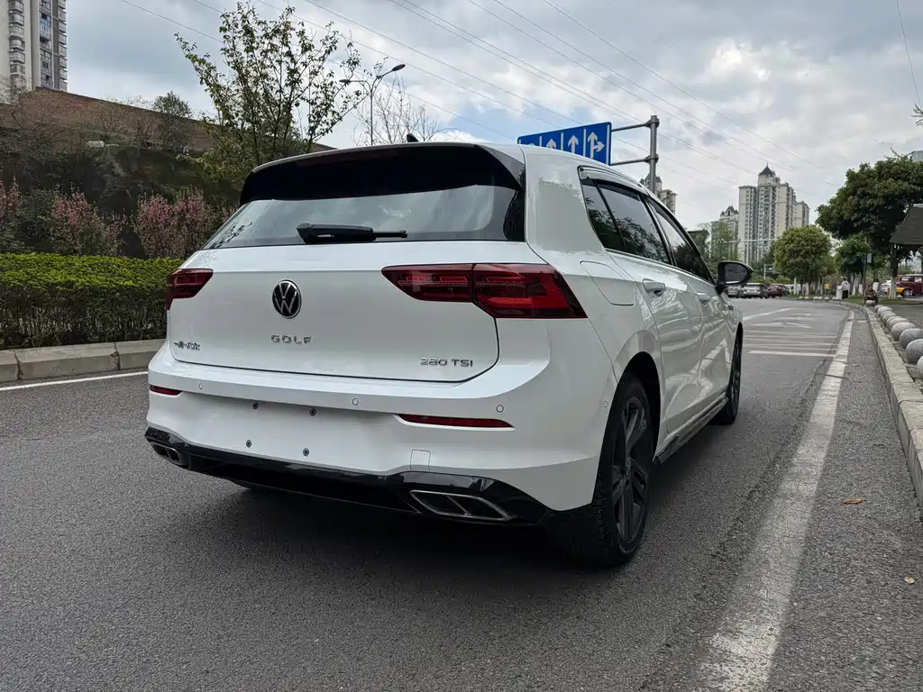 Volkswagen Volkswagen Golf 2023 280TSI DSG R-Line Lite 2022 - thumbnail 7