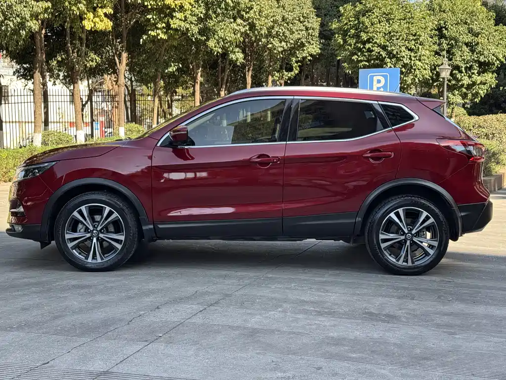 Nissan Nissan Qashqai 2021 2.0L CVT Premium Edition 2021 - thumbnail 4