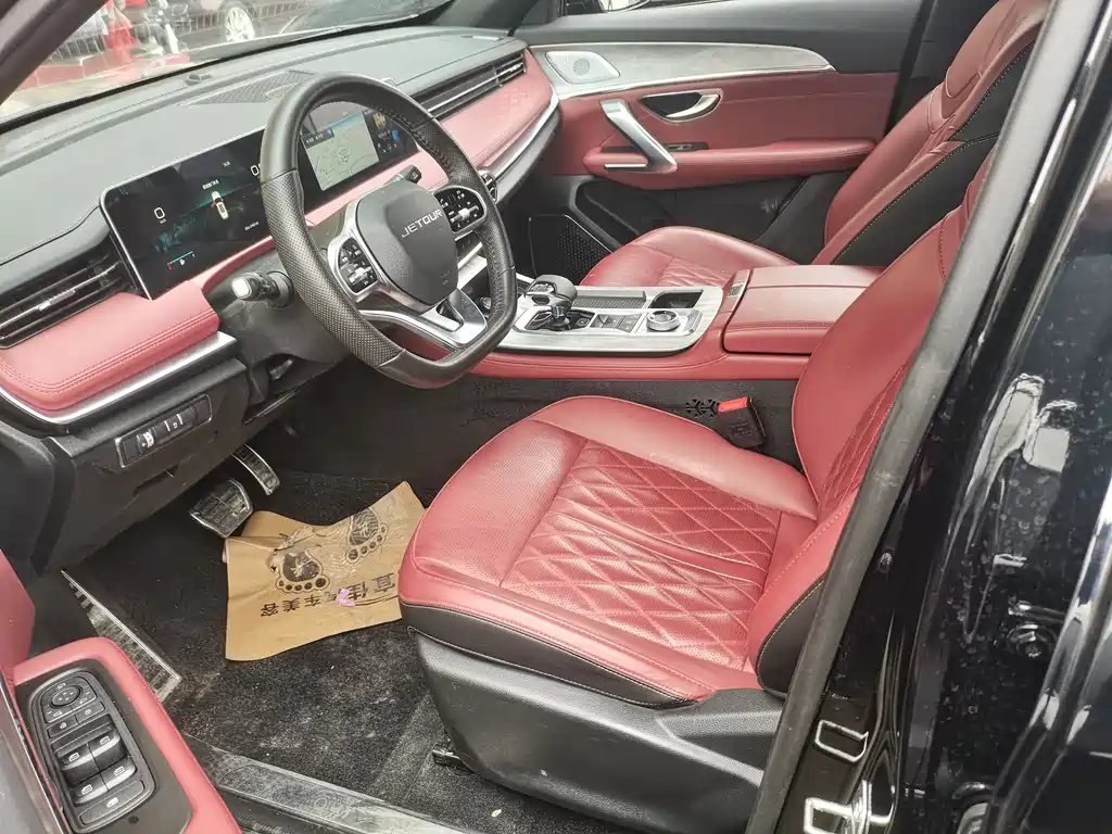 Jetour Jetour X70 PRO 2023 1.6T DCT Joyful PRO 7-seater 2023 - thumbnail 4