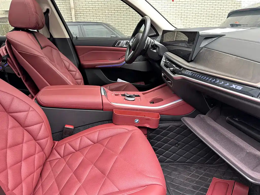 BMW BMW X5 2023 xDrive 30Li M Sport Package Premium 2024 - thumbnail 6