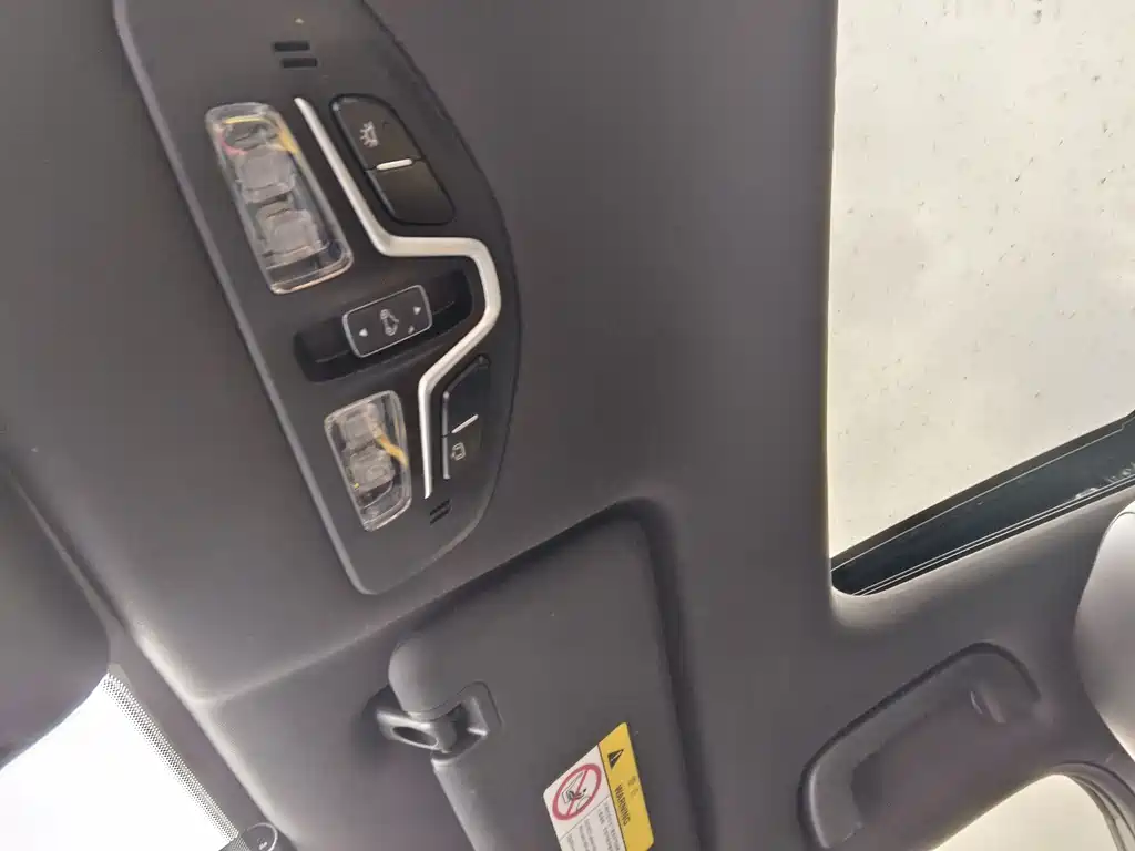 GAC Trumpchi Shadow Leopard 2021 270T DCT J15 Edition 2022 - thumbnail 9