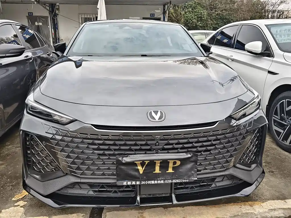 Changan Changan UNI-V 2022 2.0T Swift Edition 2022 - thumbnail 2