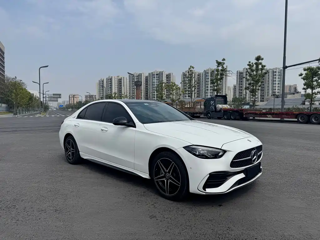 Mercedes-Benz Mercedes-Benz C-Class 2025 C 260 L Night Sport Edition 2025 - thumbnail 3