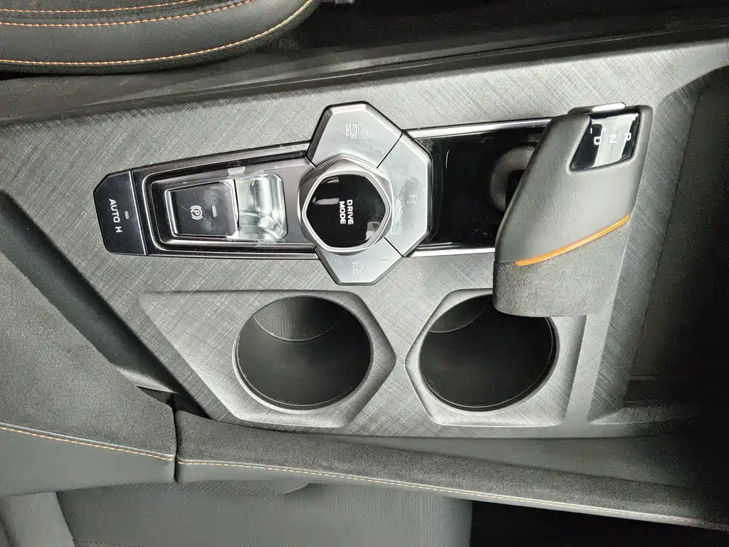 Changan Changan UNI-V 2022 2.0T Swift Edition 2022 - thumbnail 7