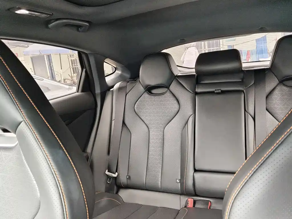 Changan Changan UNI-V 2022 2.0T Swift Edition 2022 - thumbnail 9