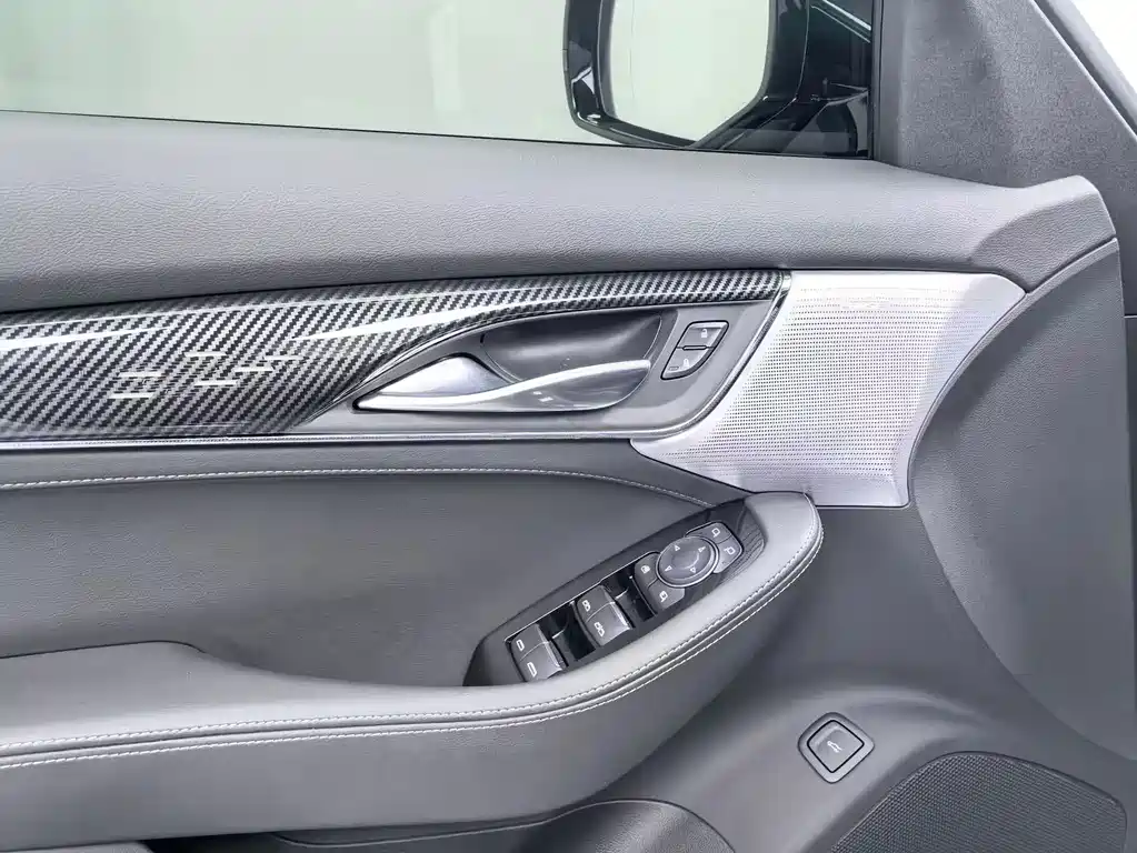 Cadillac Cadillac CT5 2023 28T Luxury Standard 2023 - thumbnail 9