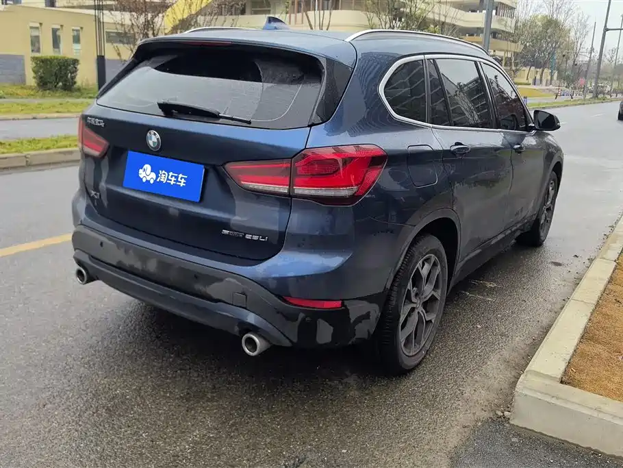 BMW BMW X1 2022 sDrive25Li Leading Edition 2023 - thumbnail 3