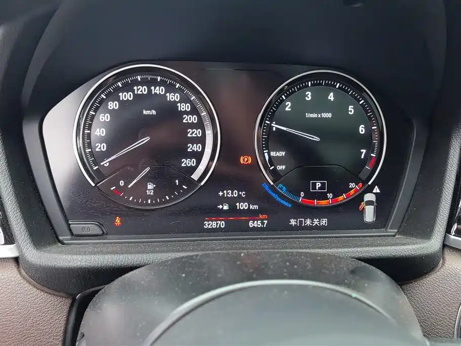 BMW BMW X1 2022 sDrive25Li Leading Edition 2023 - thumbnail 14