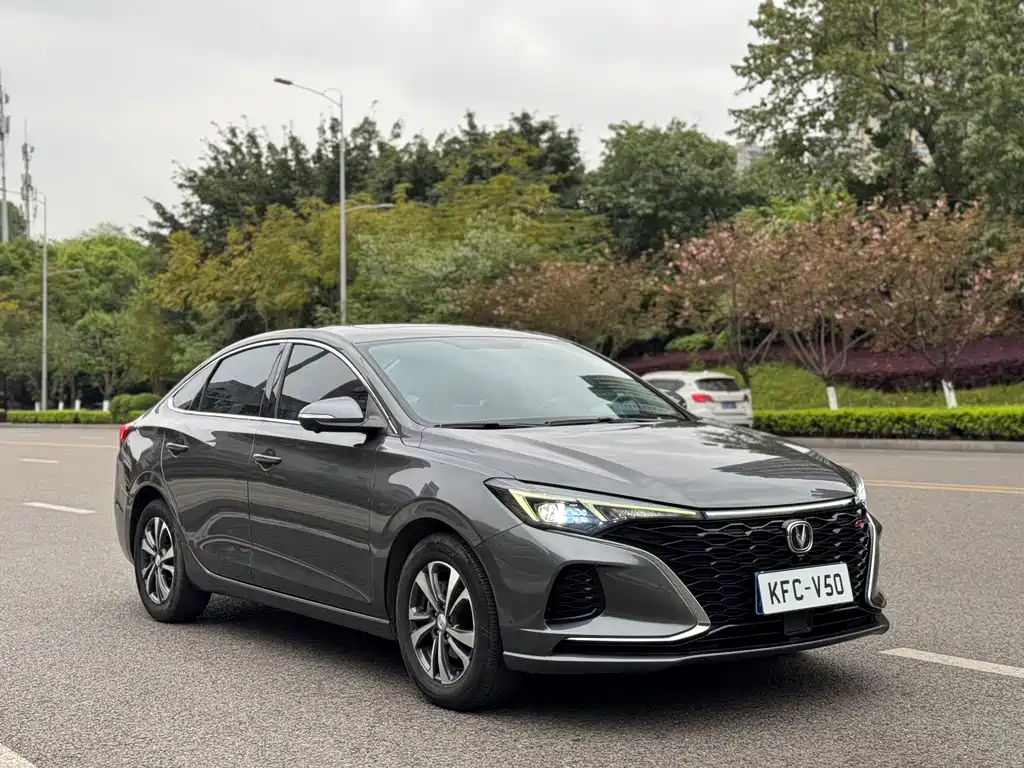 Changan Yi Dong 2022 PLUS Blue Whale NE 1.4T GDI DCT Premium Edition 2022 - thumbnail 3