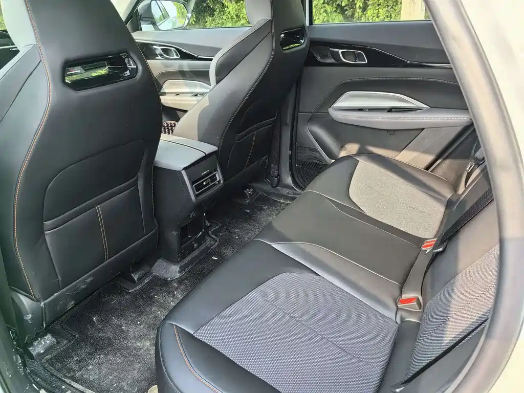 Changan Oushang Changan Oushang Z6 2022 Blue Whale 1.5T DCT Smart Enjoy Edition 2023 - thumbnail 5