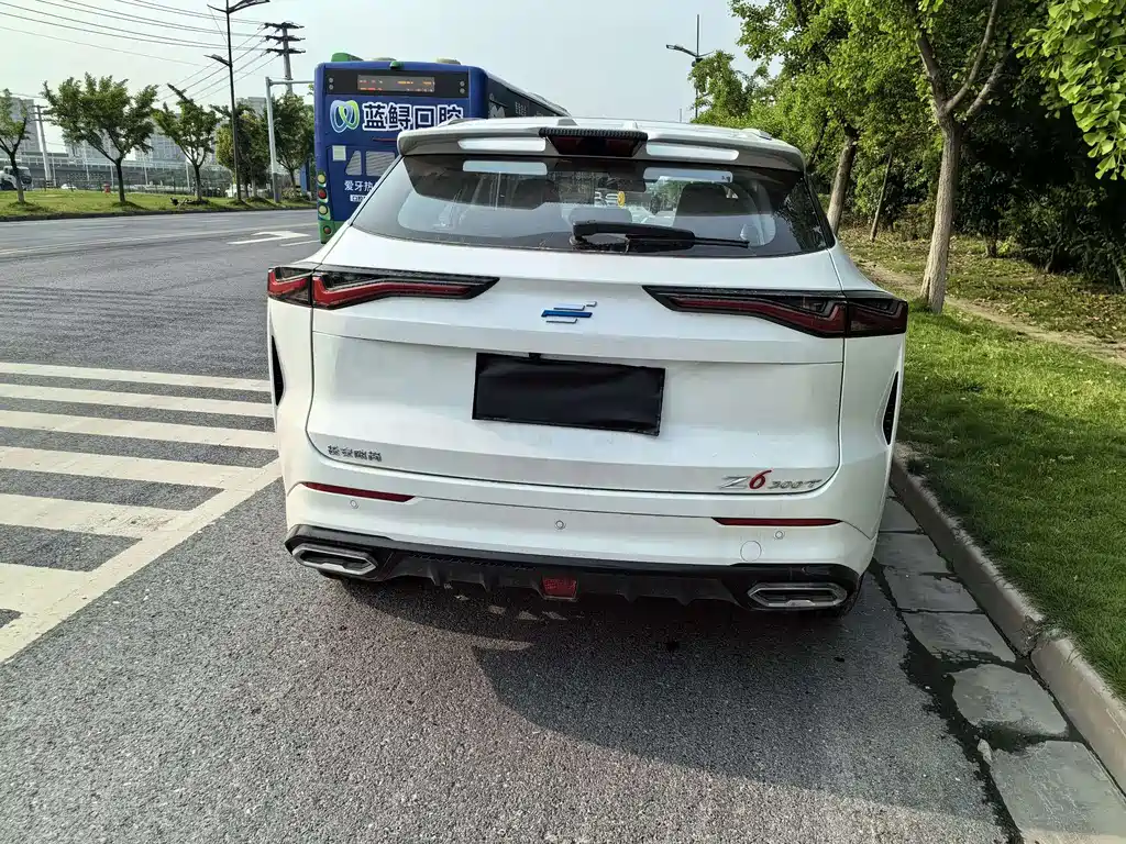 Changan Oushang Changan Oushang Z6 2022 Blue Whale 1.5T DCT Smart Enjoy Edition 2023 - thumbnail 7