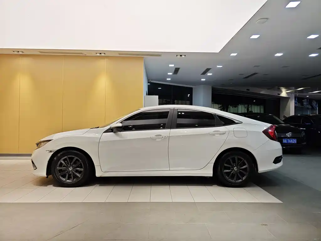 Honda Honda Civic 2019 220TURBO CVT Sport Edition China V 2020 - thumbnail 6