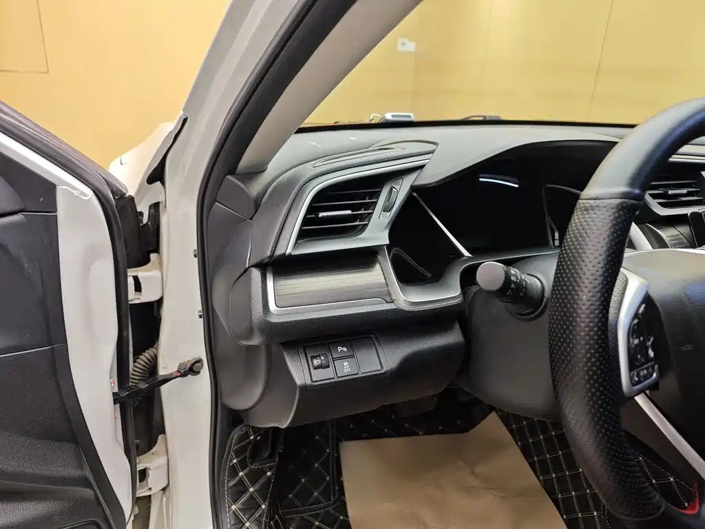 Honda Honda Civic 2019 220TURBO CVT Sport Edition China V 2020 - thumbnail 11