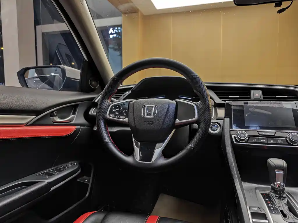 Honda Honda Civic 2019 220TURBO CVT Sport Edition China V 2020 - thumbnail 14