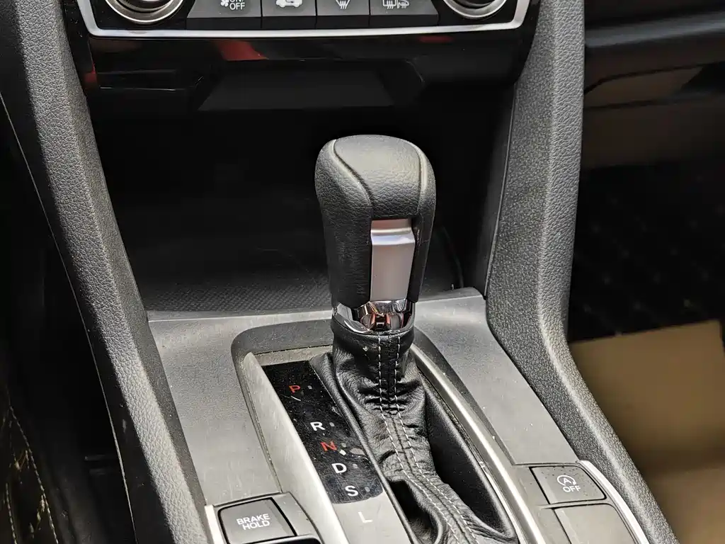 Honda Honda Civic 2019 220TURBO CVT Sport Edition China V 2020 - thumbnail 17