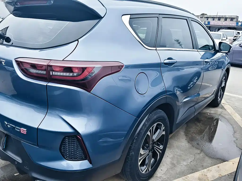 Jetour Jetour X70S 2022 1.5T DCT Active Edition 7-seater 2022 - thumbnail 15