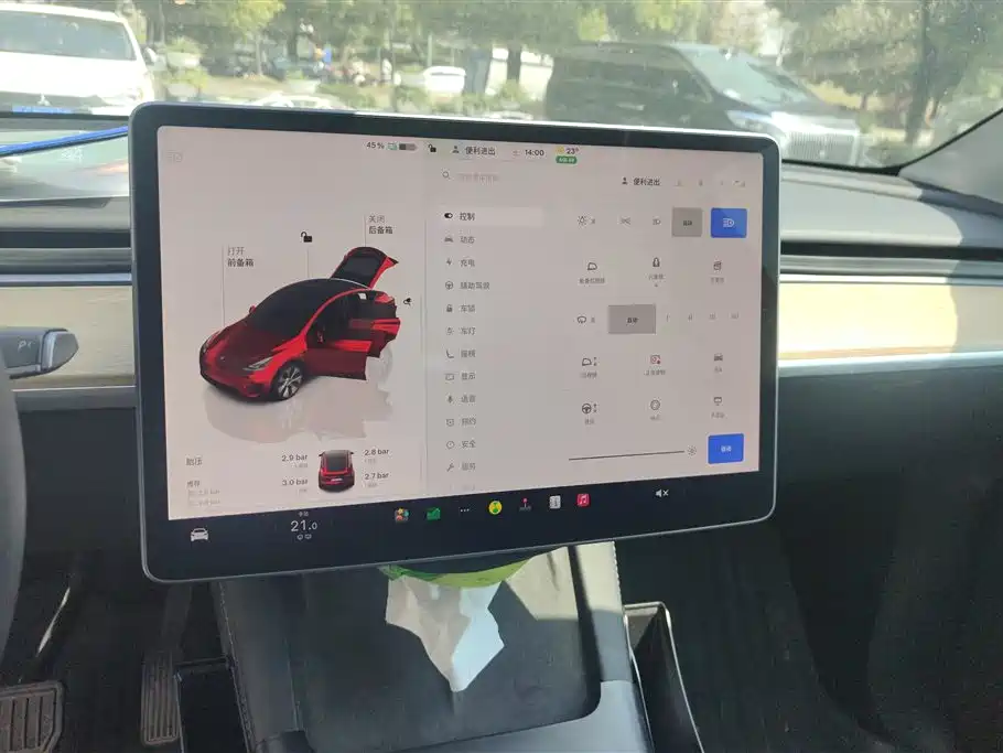 Tesla Model Y 2022 RWD 2022 - thumbnail 14