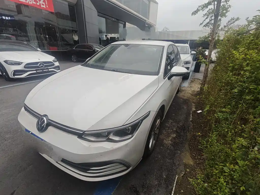 Volkswagen Golf 2021 200TSI DSG Pro 2022 - thumbnail 3
