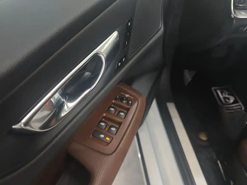 Volvo Volvo S60 2022 B4 Intelligent Luxury Edition 2022 - thumbnail 7