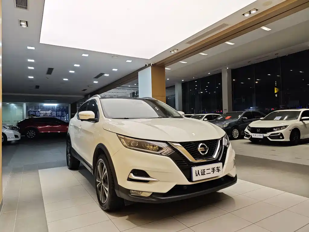 Nissan Nissan Qashqai 2022 2.0L CVT XV Premium 2022 - thumbnail 4