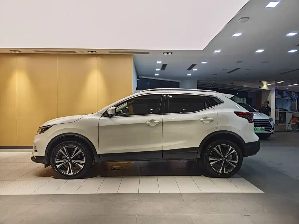 Nissan Nissan Qashqai 2022 2.0L CVT XV Premium 2022 - thumbnail 6
