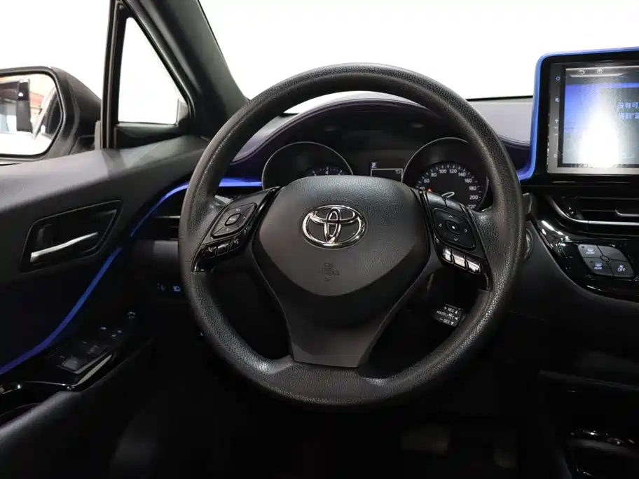 Toyota Toyota C-HR 2020 2.0L Leading Edition 2021 - thumbnail 12