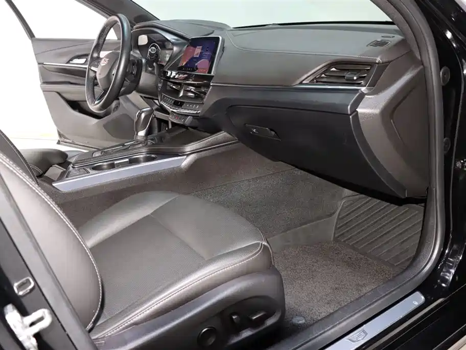 Cadillac Cadillac CT4 2022 28T Luxury 2022 - thumbnail 7
