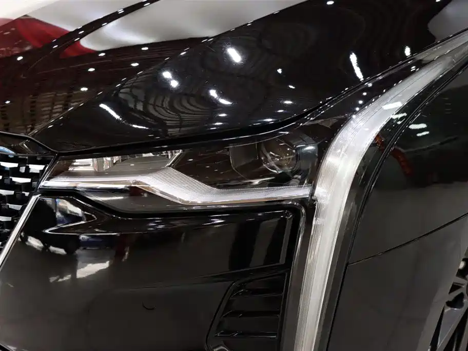 Cadillac Cadillac CT4 2022 28T Luxury 2022 - thumbnail 18