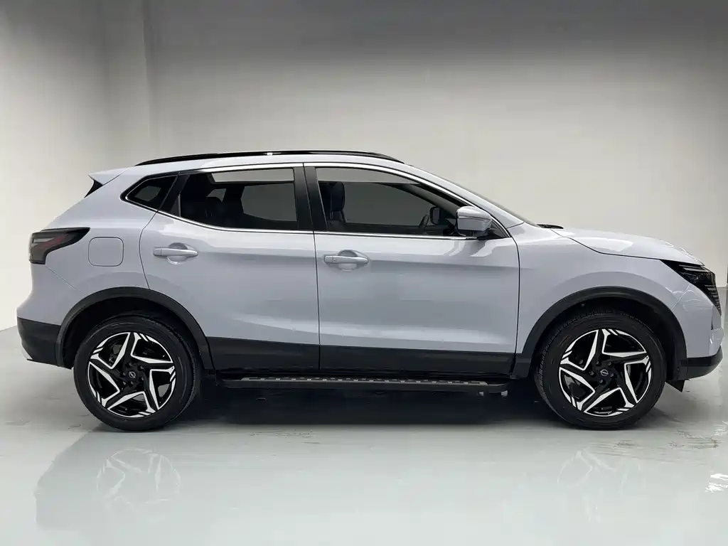 Nissan Nissan Qashqai 2025 Honor 2.0L CVT XV+ Premium Edition 2024 - thumbnail 3