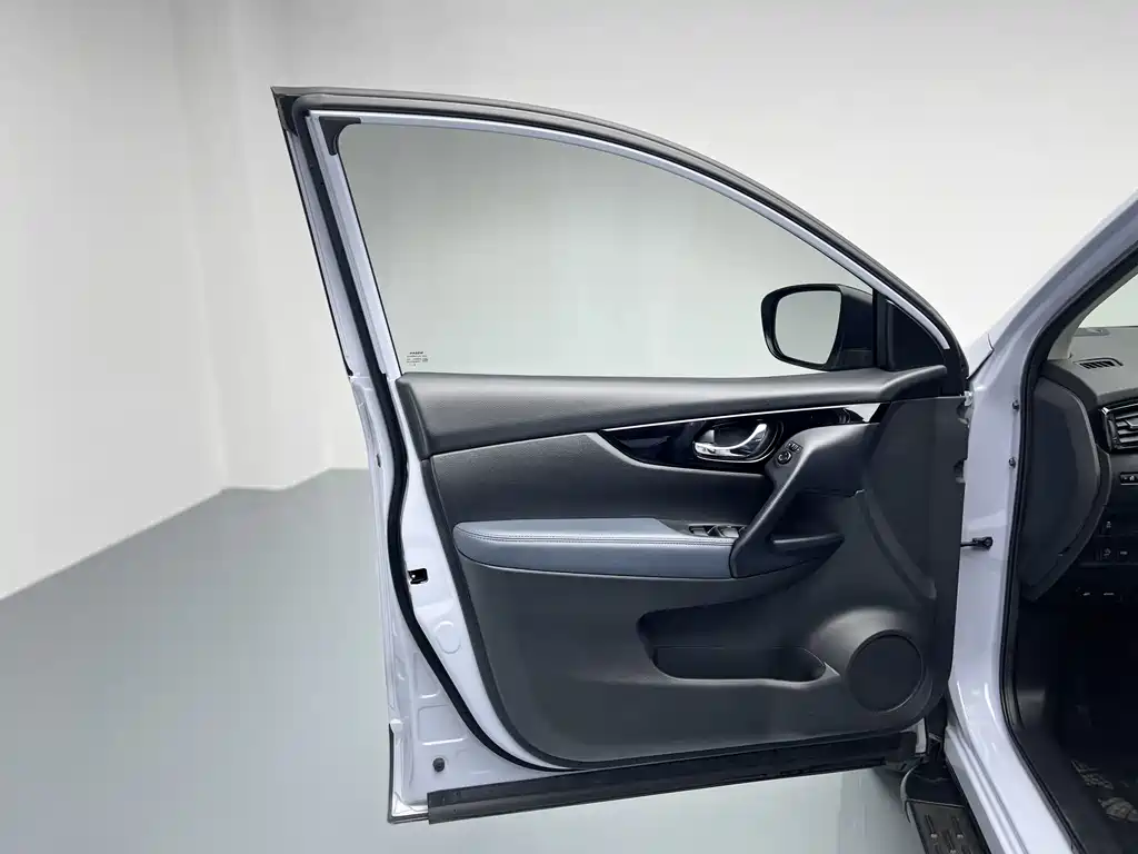 Nissan Nissan Qashqai 2025 Honor 2.0L CVT XV+ Premium Edition 2024 - thumbnail 24