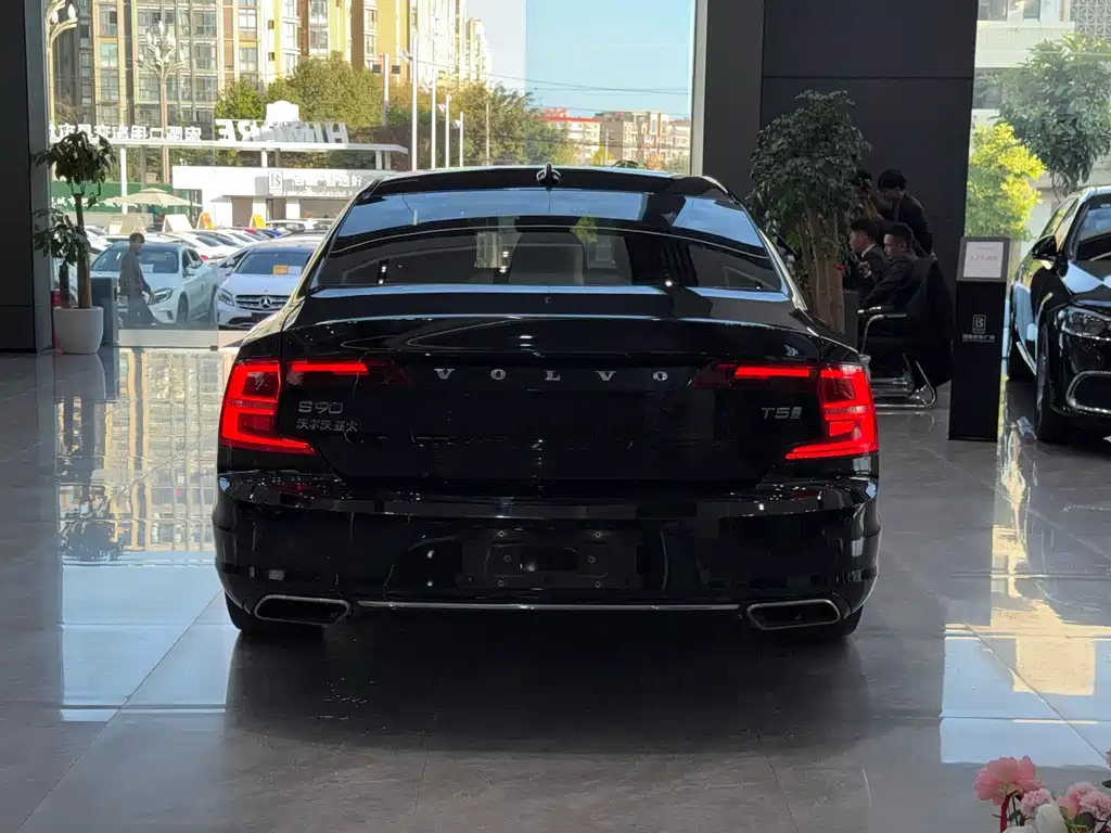 Volvo Volvo S90 2019 T5 Intelligent Edition 2018 - thumbnail 13