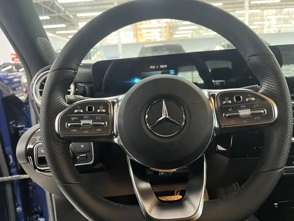 Mercedes-Benz Mercedes-Benz A-Class 2021 A 200 L Sport Sedan Fashion Edition 2022 - thumbnail 8