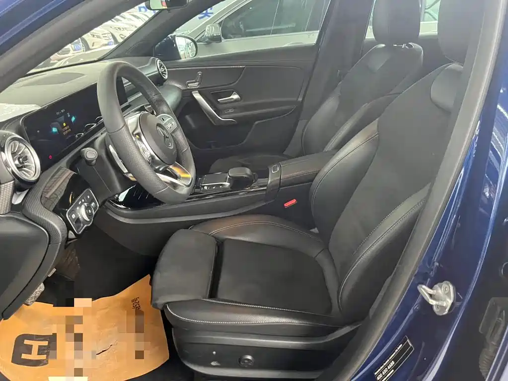 Mercedes-Benz Mercedes-Benz A-Class 2021 A 200 L Sport Sedan Fashion Edition 2022 - thumbnail 9