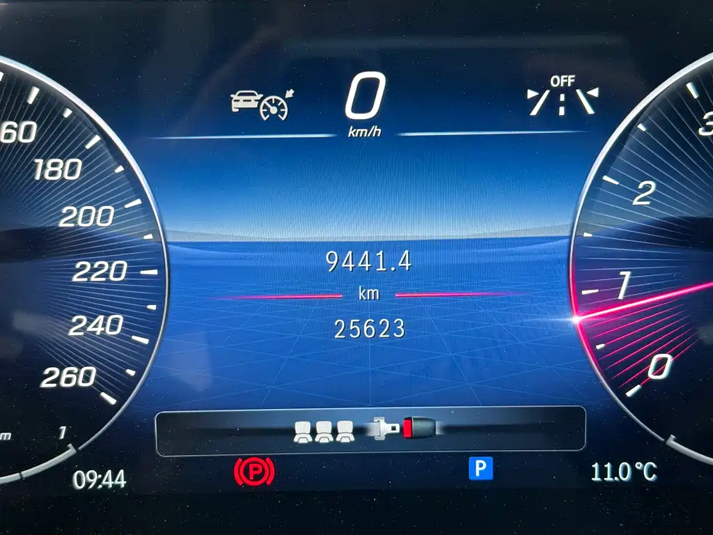 Mercedes-Benz Mercedes-Benz C-Class 2023 C 200 L Sport Edition 2023 - thumbnail 8