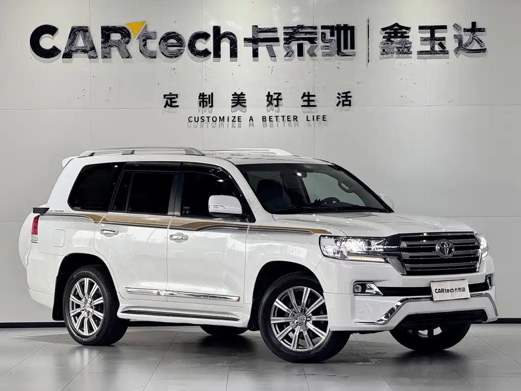 Toyota Land Cruiser 2018 5.7L EX-R Middle East Version 2018 - thumbnail 3