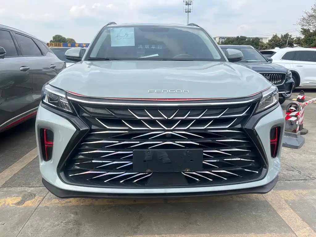 Dongfeng Fengguang 风光580 2022款 1.5T Manual Luxury 2021 - thumbnail 2