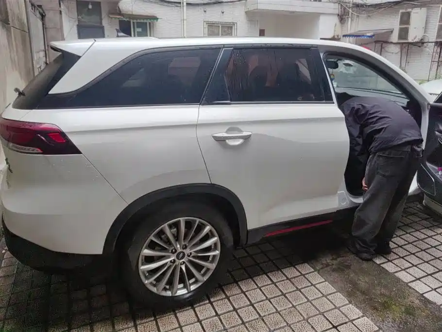 Changan Oushang Changan Oushang X7 PLUS 2022 1.5T Blue Whale Edition Automatic Premium Model 2023 - thumbnail 3