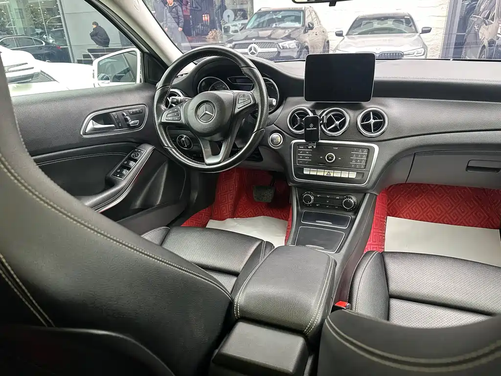 Mercedes-Benz Mercedes-Benz GLA 2018 GLA 200 Style 2019 - thumbnail 9