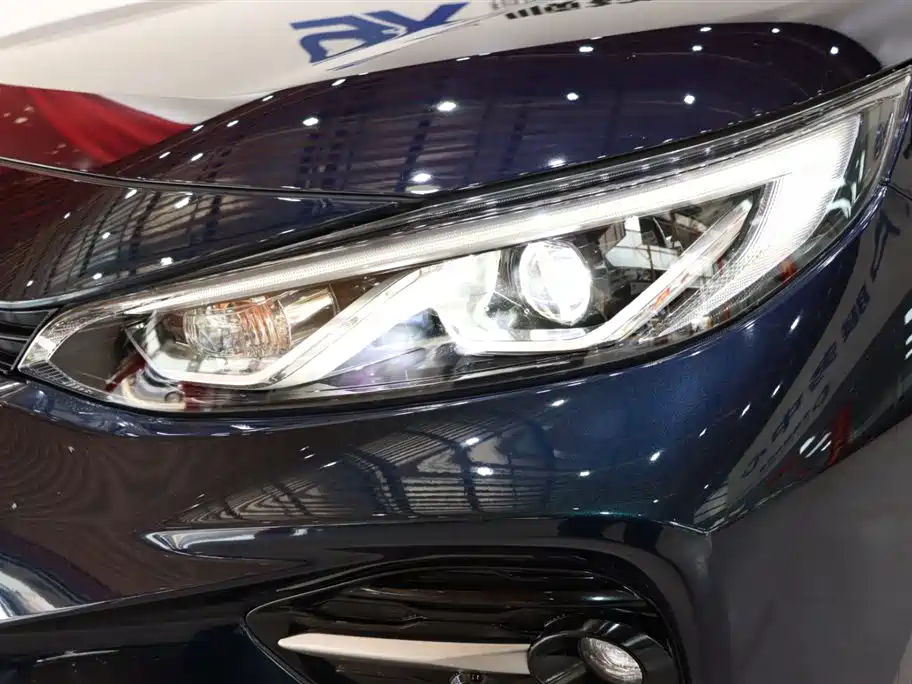 Toyota Venza 2020 2.0L CVT AWD Premium Edition 2020 - thumbnail 7