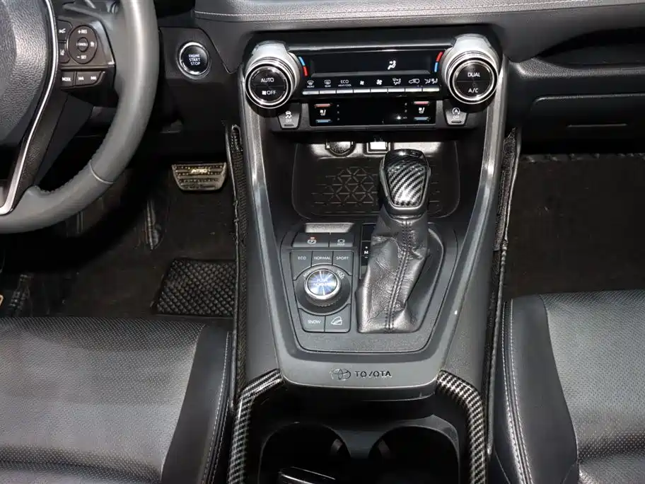 Toyota Venza 2020 2.0L CVT AWD Premium Edition 2020 - thumbnail 15