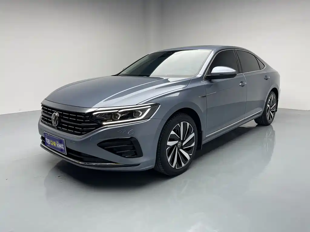 Volkswagen Volkswagen Passat 2022 330TSI Luxury Edition 2022