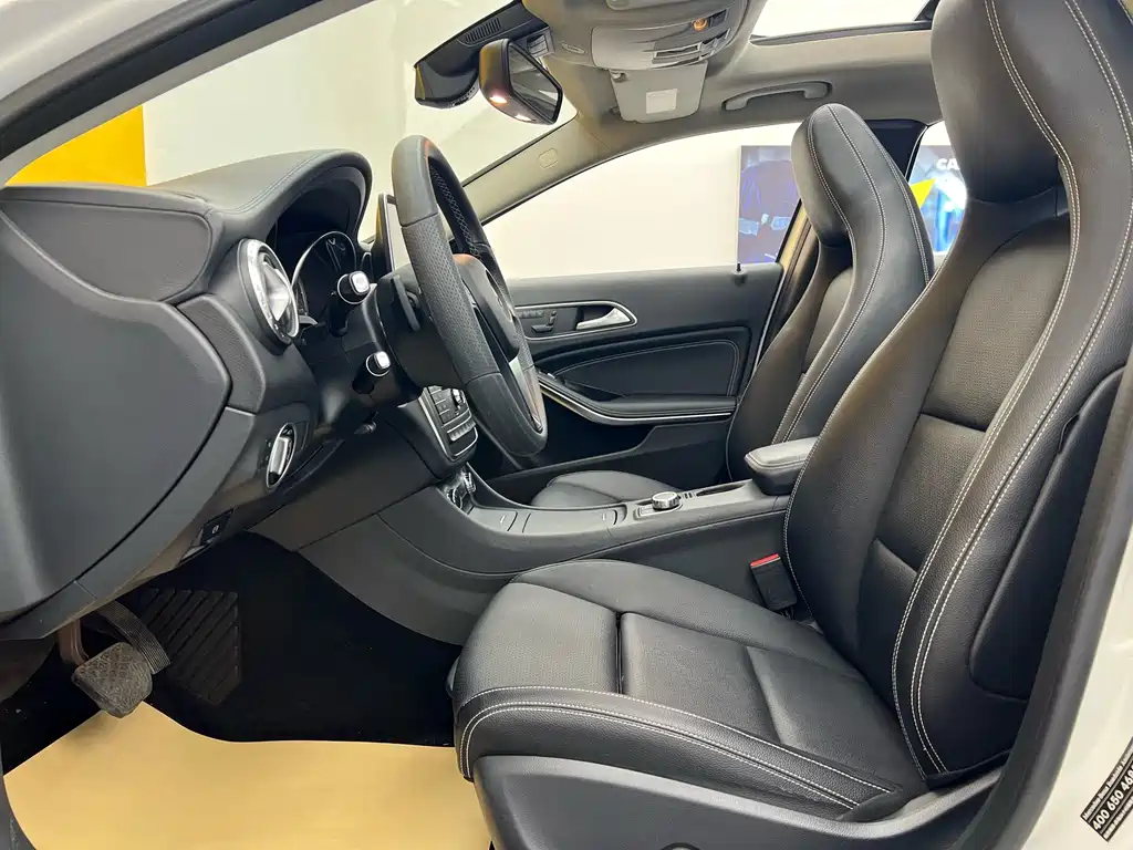 Mercedes-Benz Mercedes-Benz GLA 2016 GLA 220 4MATIC Luxury Edition 2016 - thumbnail 3