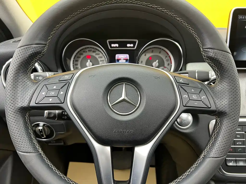 Mercedes-Benz Mercedes-Benz GLA 2016 GLA 220 4MATIC Luxury Edition 2016 - thumbnail 10