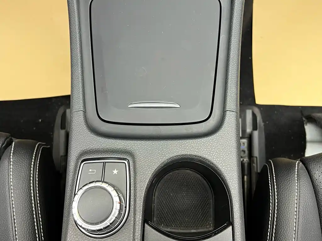 Mercedes-Benz Mercedes-Benz GLA 2016 GLA 220 4MATIC Luxury Edition 2016 - thumbnail 22