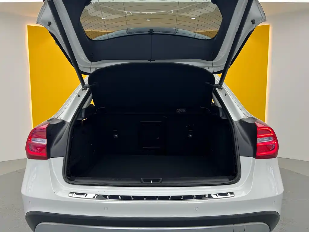 Mercedes-Benz Mercedes-Benz GLA 2016 GLA 220 4MATIC Luxury Edition 2016 - thumbnail 24