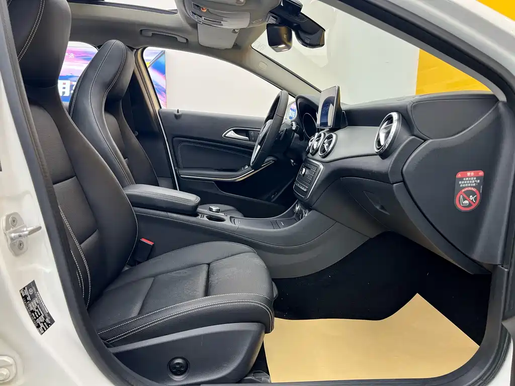 Mercedes-Benz Mercedes-Benz GLA 2016 GLA 220 4MATIC Luxury Edition 2016 - thumbnail 26