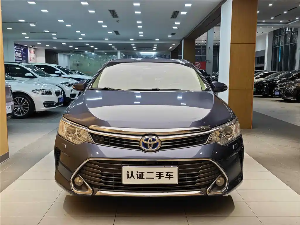 Toyota Toyota Camry 2015 Hybrid 2.5HG Luxury Navigation Edition 2016 - thumbnail 4