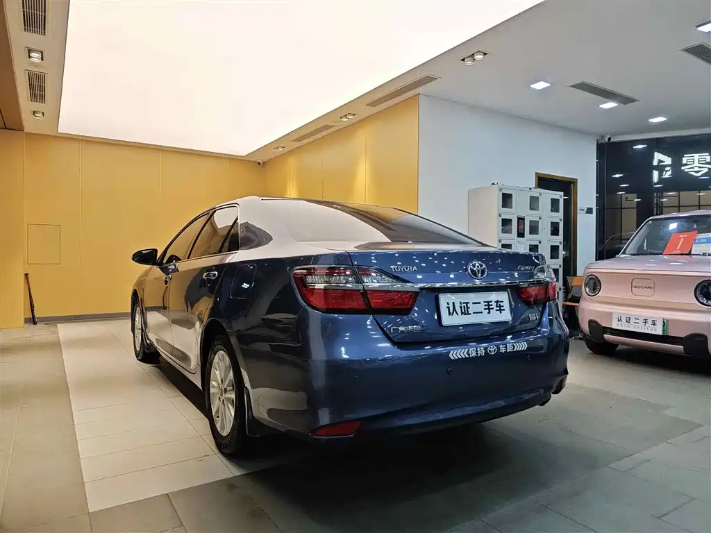 Toyota Toyota Camry 2015 Hybrid 2.5HG Luxury Navigation Edition 2016 - thumbnail 28