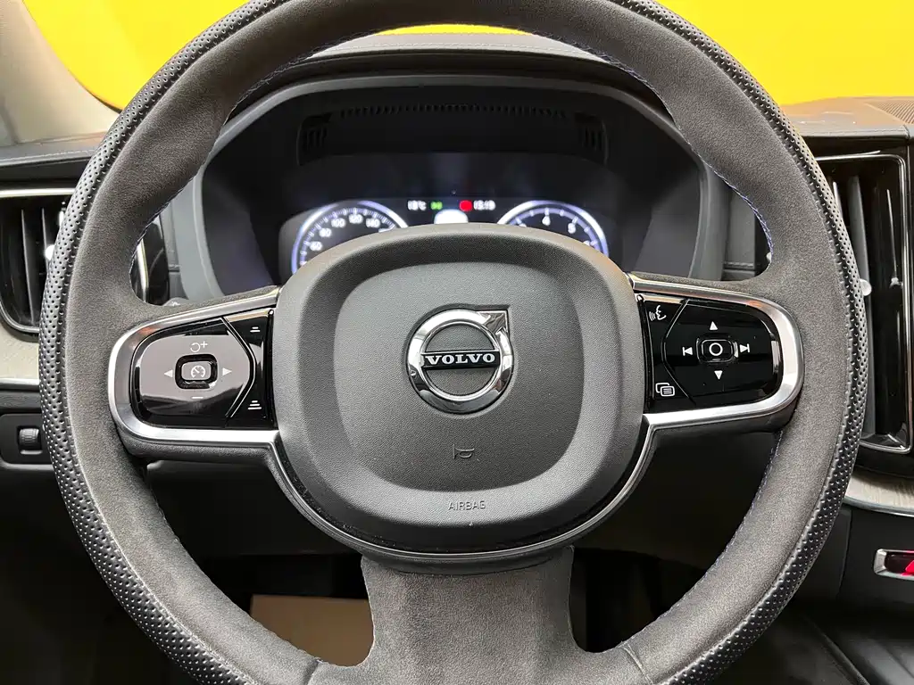 Volvo Volvo XC60 2019 T5 AWD Luxury Edition 2019 - thumbnail 12